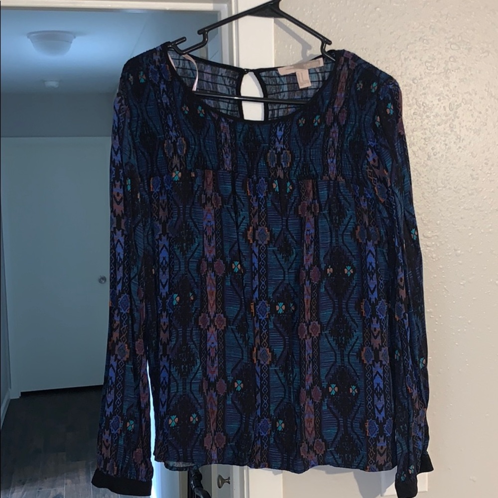Long sleeved blouse